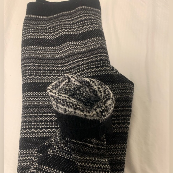 Max Studio Sleepwear Knit Leggings/Sweatpants, Sz M - Picture 3 of 4